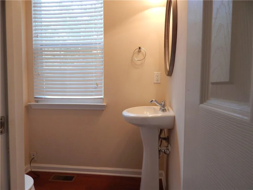 2199 Landing Walk Drive Duluth, GA 30097