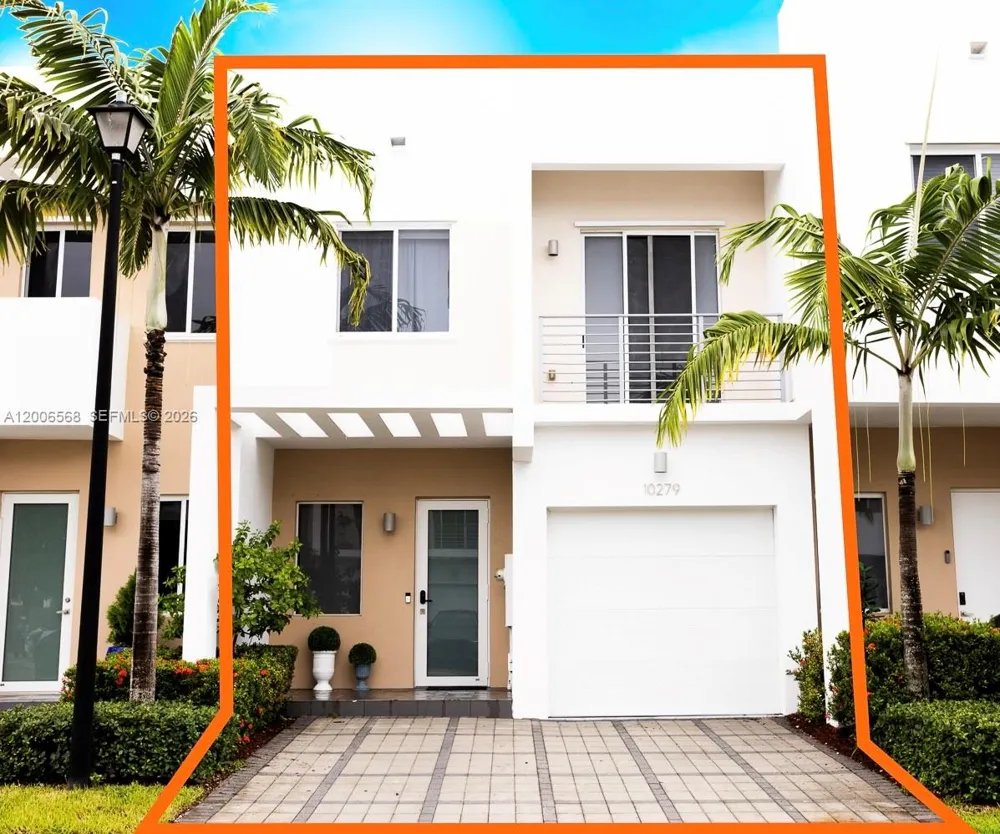 10279 NW 72nd St Doral, FL 33178