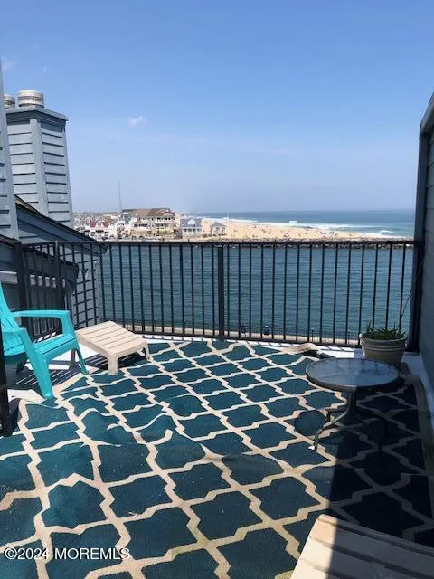 54 Harborhead Drive #54 Point Pleasant Beach, NJ 08742