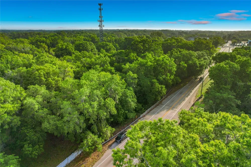 1225 DUFF ROAD Lakeland, FL 33810