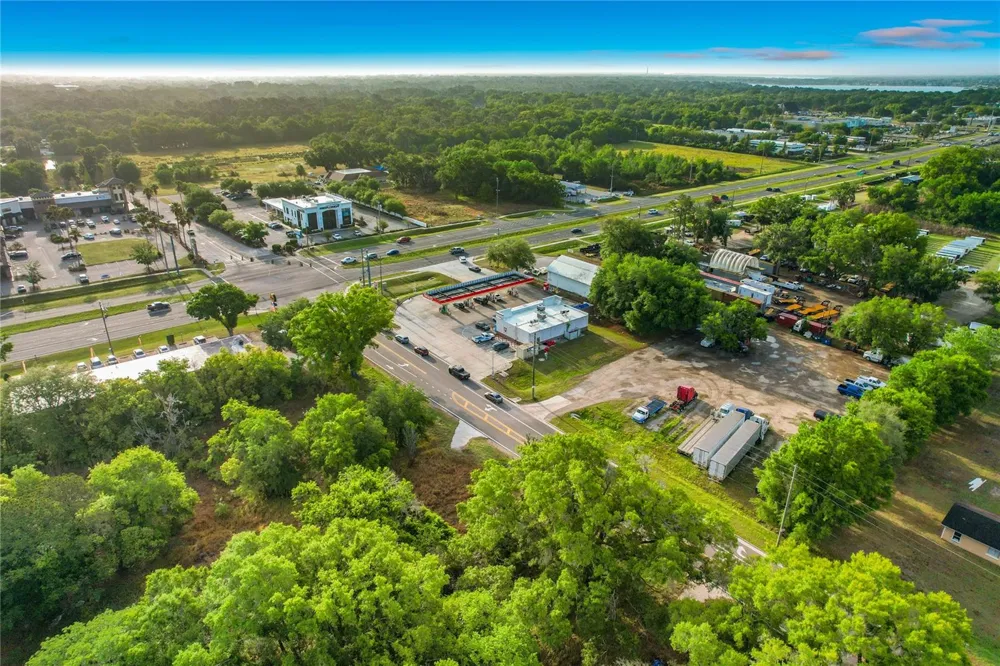 1225 DUFF ROAD Lakeland, FL 33810