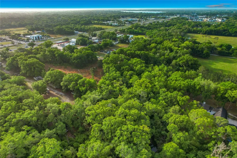 1225 DUFF ROAD Lakeland, FL 33810