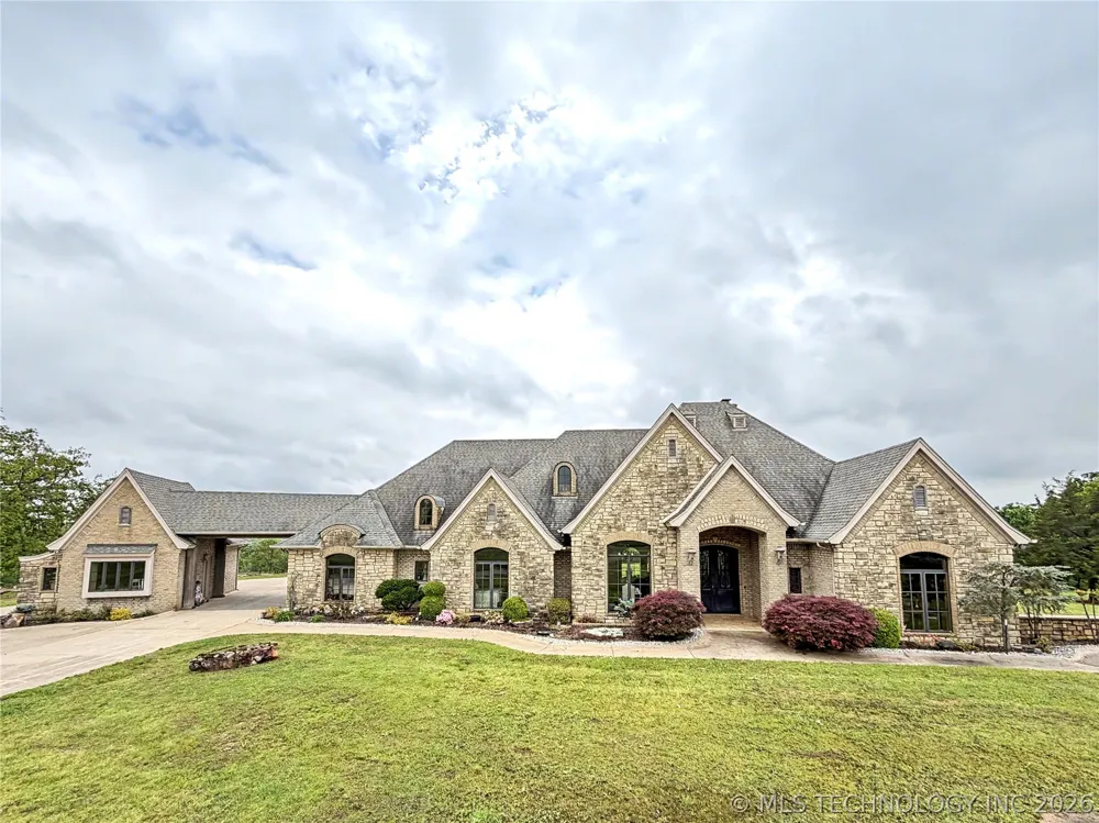 8199 W 800 ROAD Fort Gibson, OK 74434
