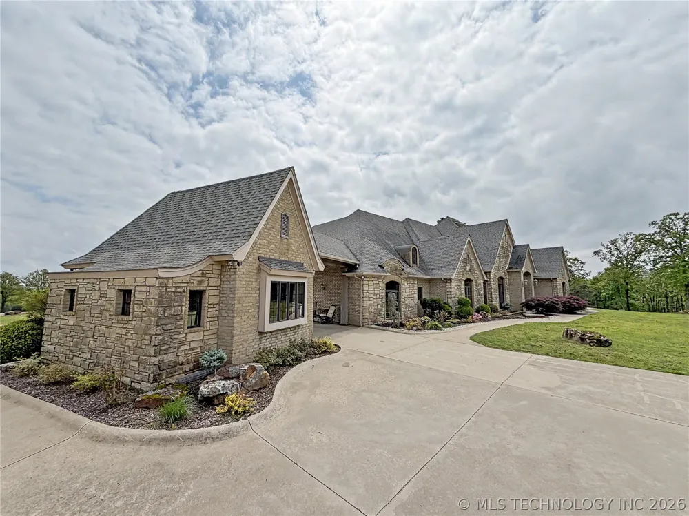 8199 W 800 ROAD Fort Gibson, OK 74434