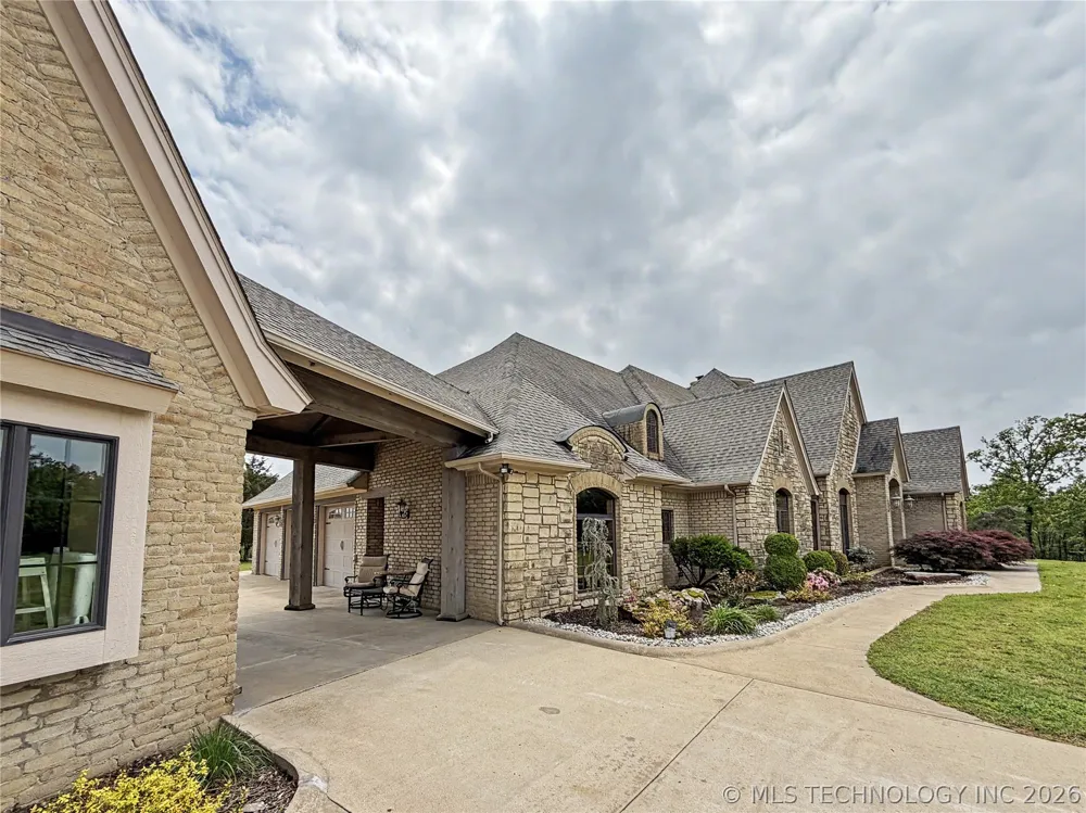8199 W 800 ROAD Fort Gibson, OK 74434