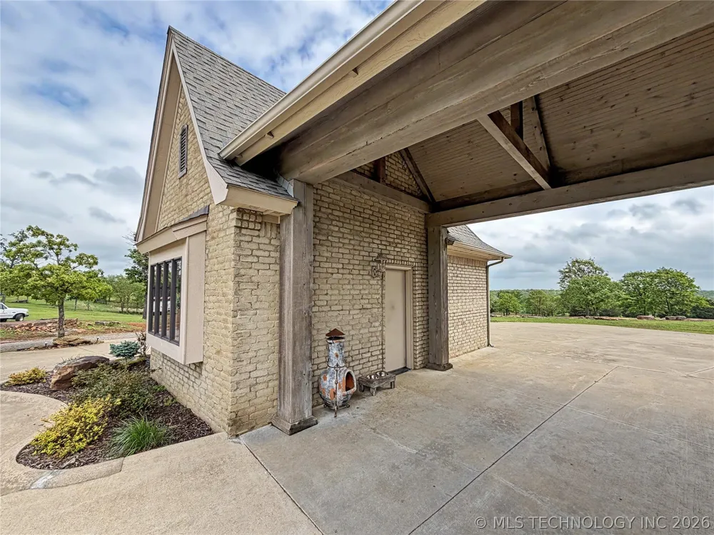 8199 W 800 ROAD Fort Gibson, OK 74434