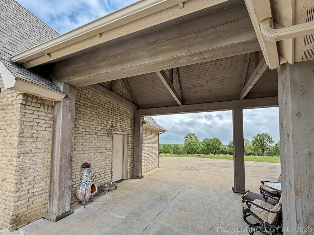 8199 W 800 ROAD Fort Gibson, OK 74434