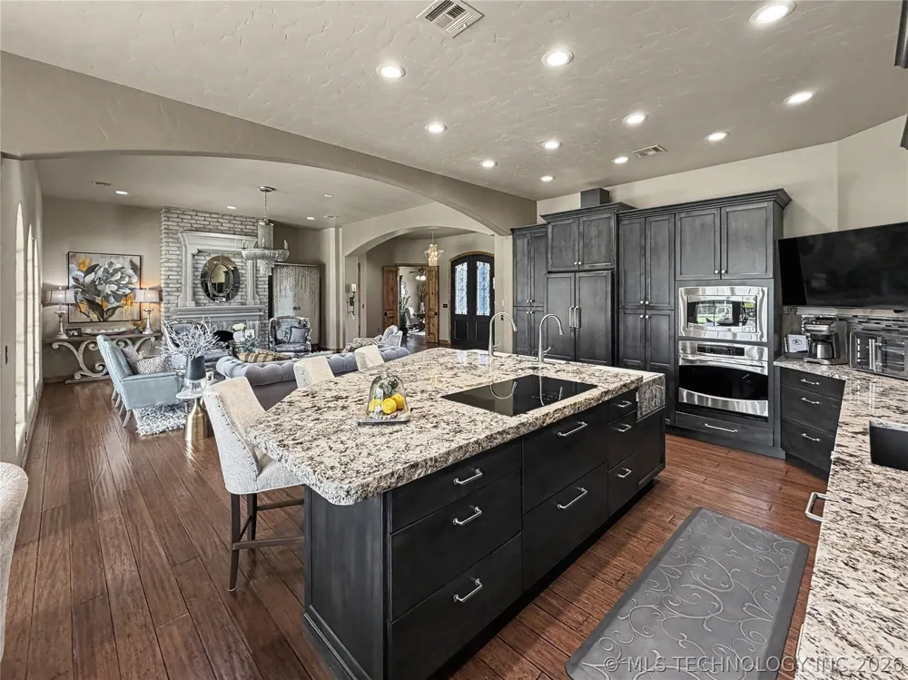 8199 W 800 ROAD Fort Gibson, OK 74434