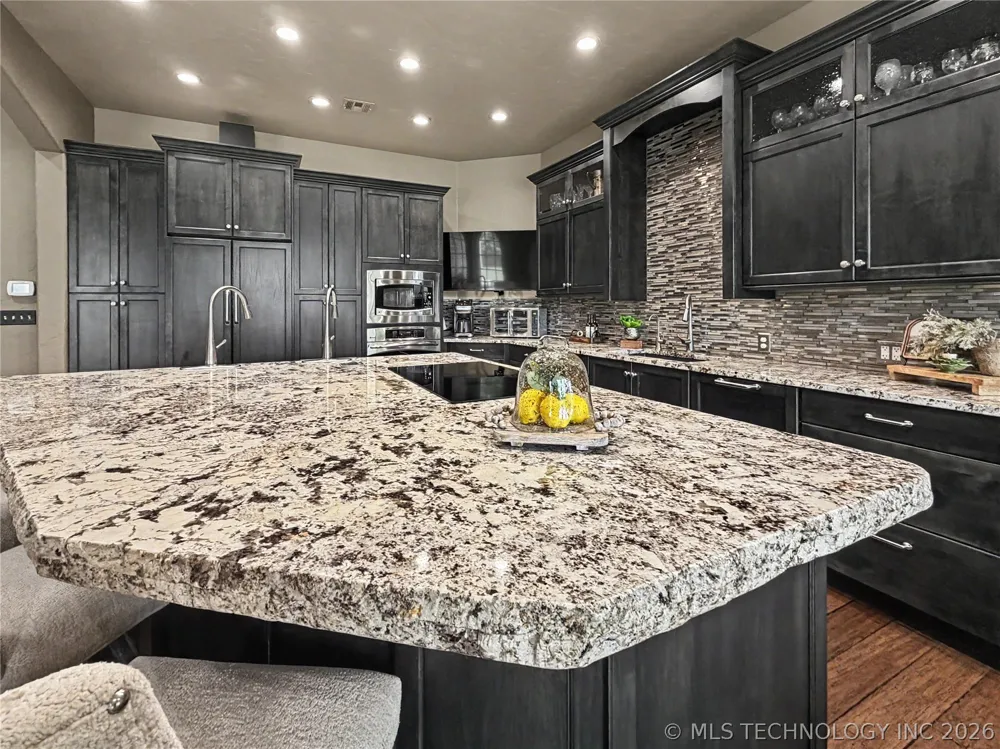 8199 W 800 ROAD Fort Gibson, OK 74434
