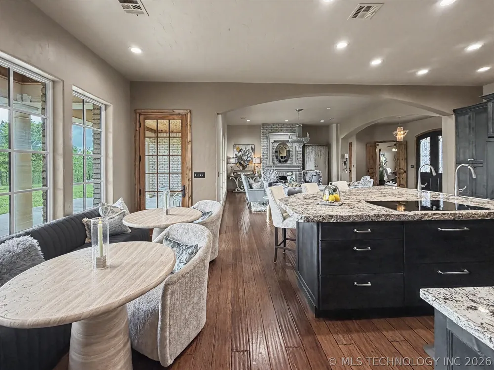 8199 W 800 ROAD Fort Gibson, OK 74434