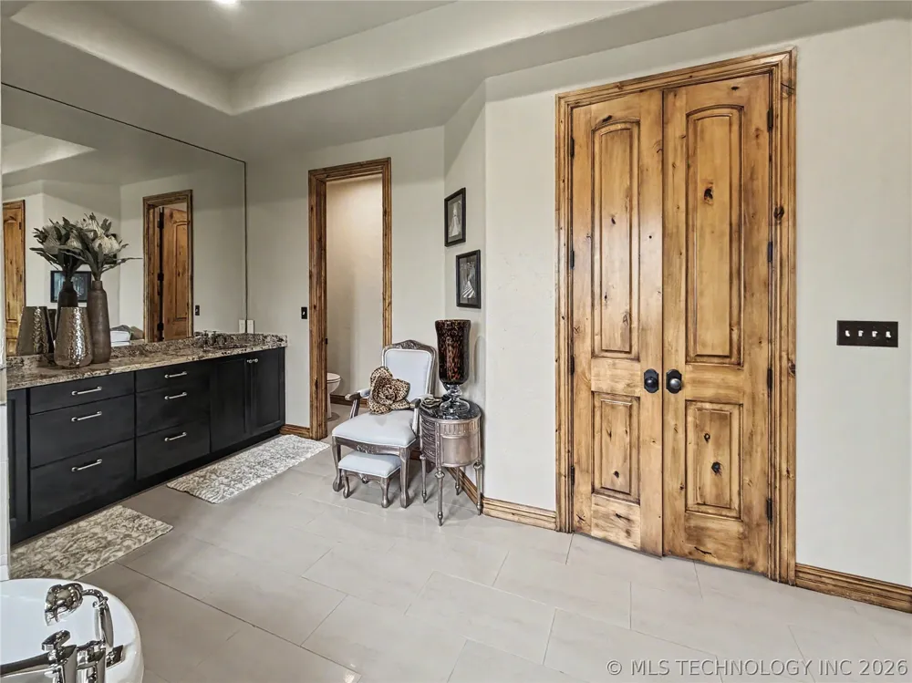8199 W 800 ROAD Fort Gibson, OK 74434