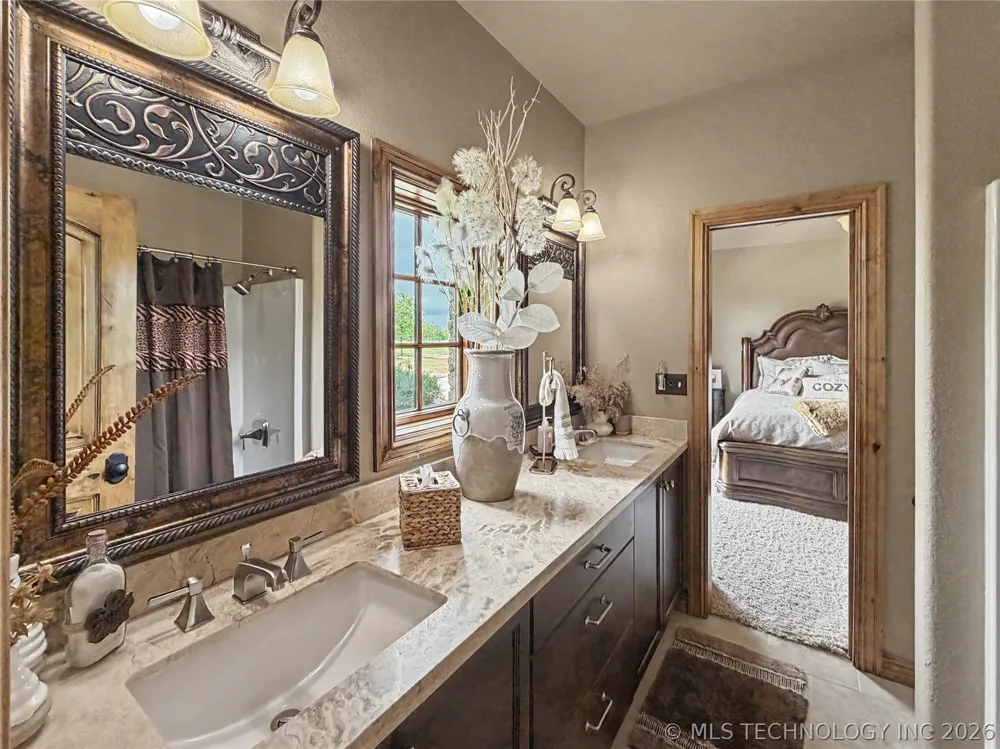 8199 W 800 ROAD Fort Gibson, OK 74434