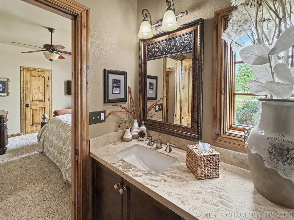 8199 W 800 ROAD Fort Gibson, OK 74434