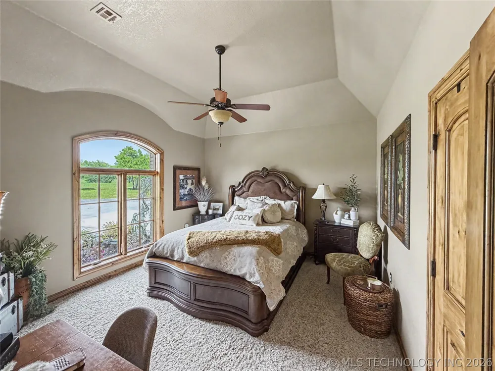 8199 W 800 ROAD Fort Gibson, OK 74434