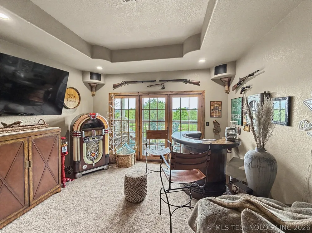 8199 W 800 ROAD Fort Gibson, OK 74434