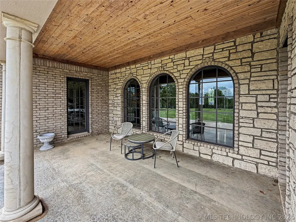 8199 W 800 ROAD Fort Gibson, OK 74434