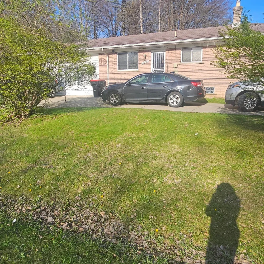 23100 Mapleridge Drive Southfield City, MI 48075