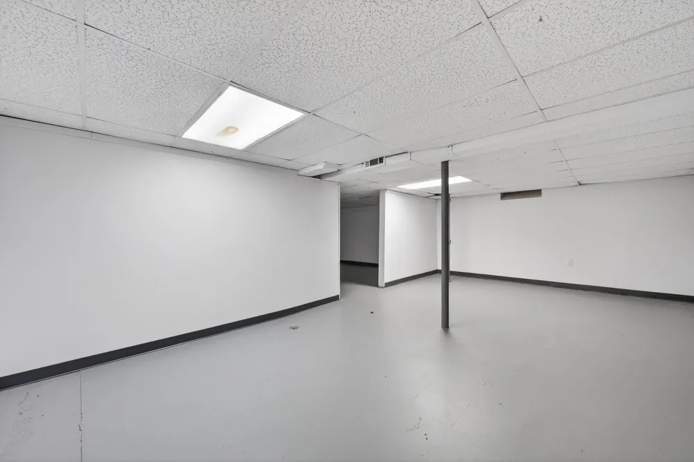23100 Mapleridge Drive Southfield City, MI 48075