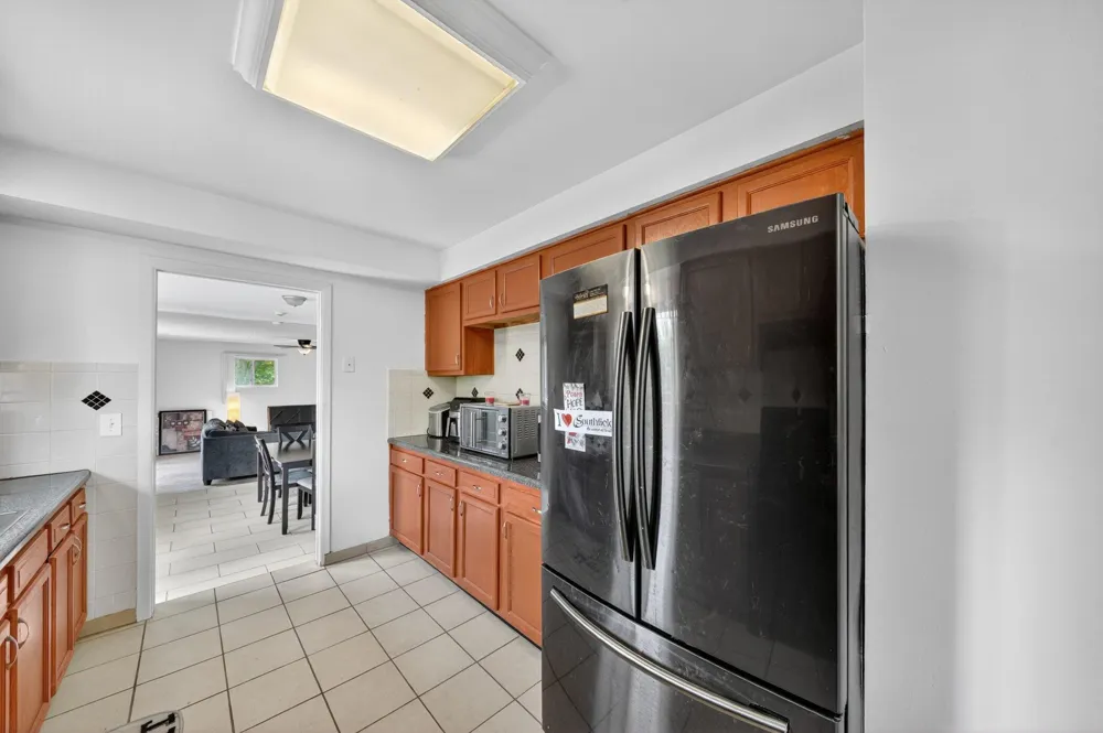 23100 Mapleridge Drive Southfield City, MI 48075