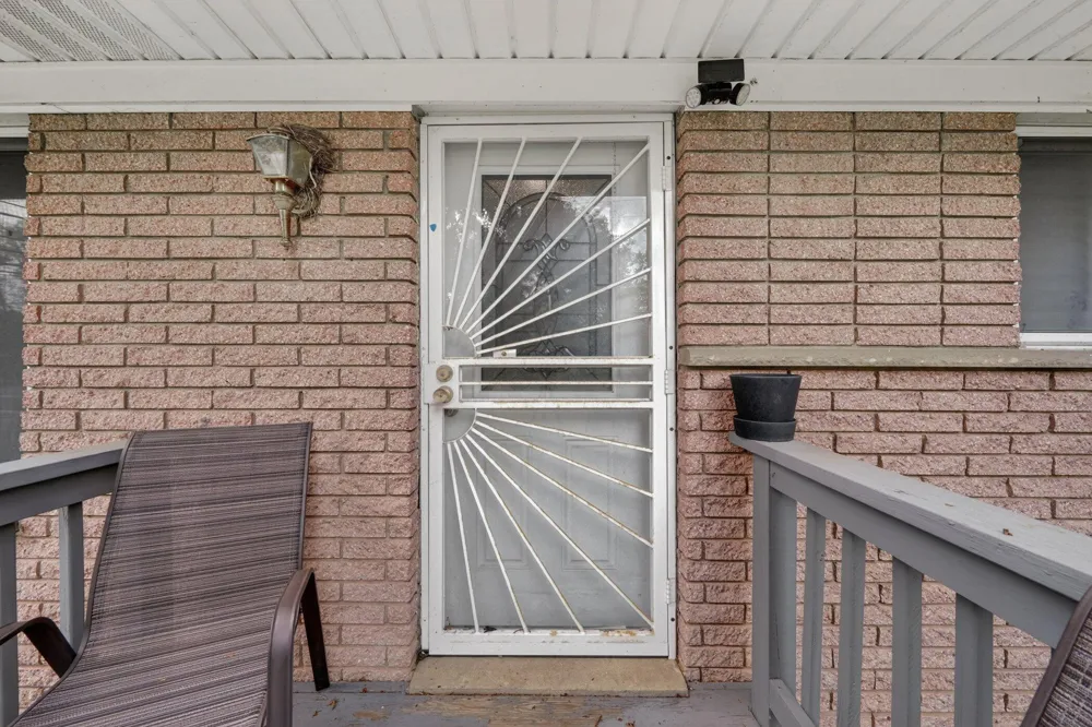 23100 Mapleridge Drive Southfield City, MI 48075