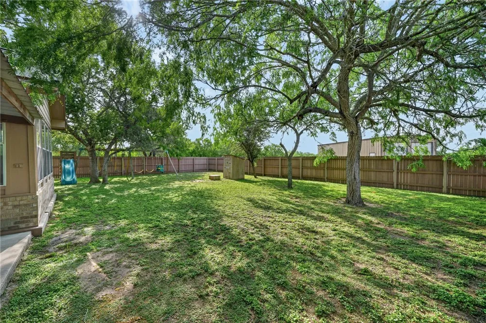 118 Agape Drive Woodsboro, TX 78393