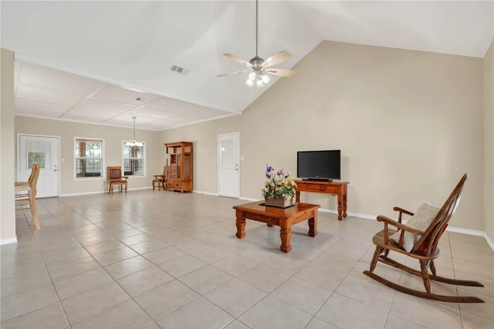 118 Agape Drive Woodsboro, TX 78393