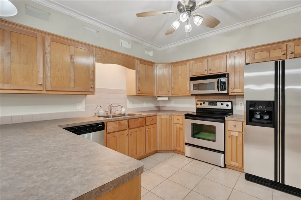 118 Agape Drive Woodsboro, TX 78393