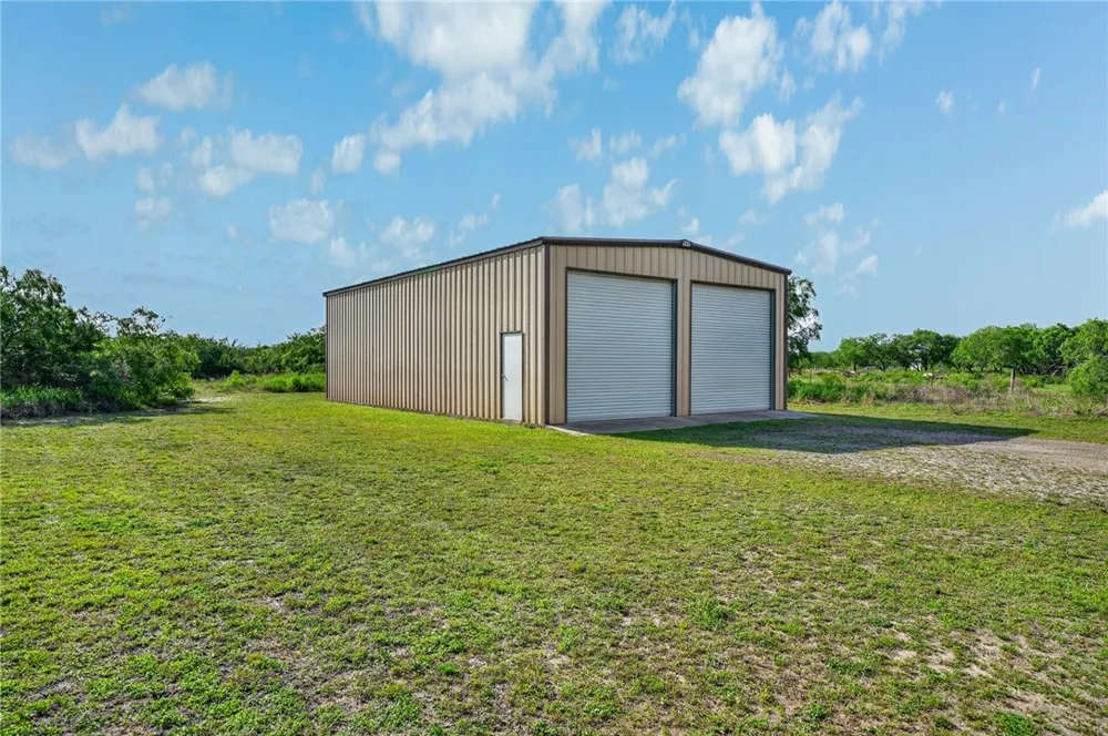 118 Agape Drive Woodsboro, TX 78393