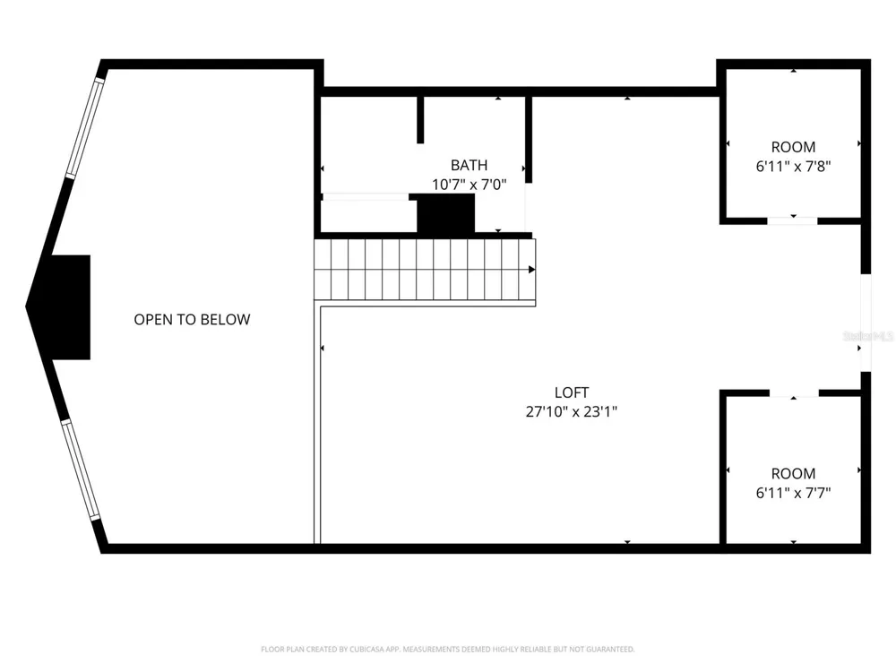 8221 RIVERSIDE DR NE St Petersburg, FL 33702
