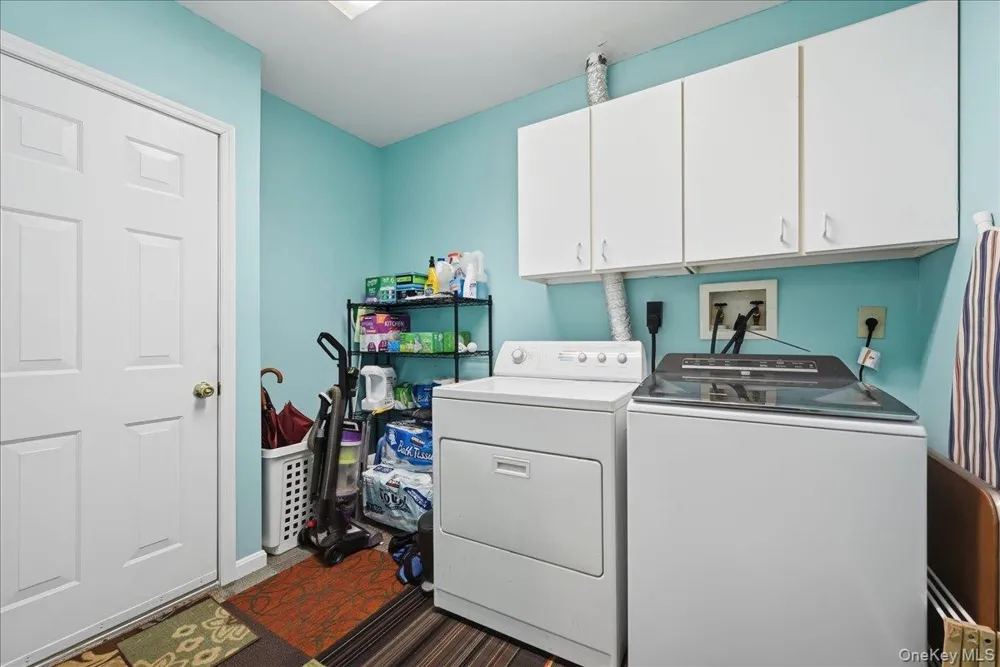 10 Casey Lane Middle Island, NY 11953