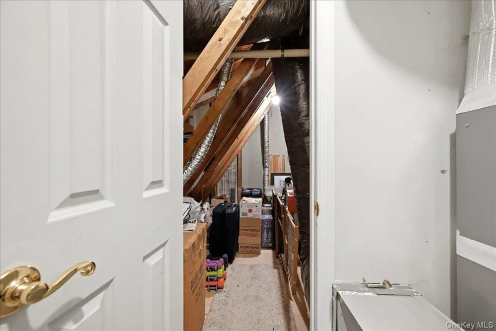 10 Casey Lane Middle Island, NY 11953