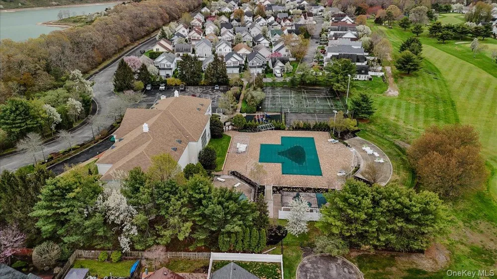 10 Casey Lane Middle Island, NY 11953