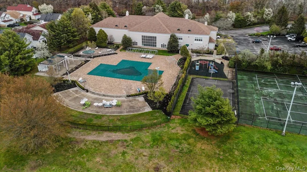 10 Casey Lane Middle Island, NY 11953