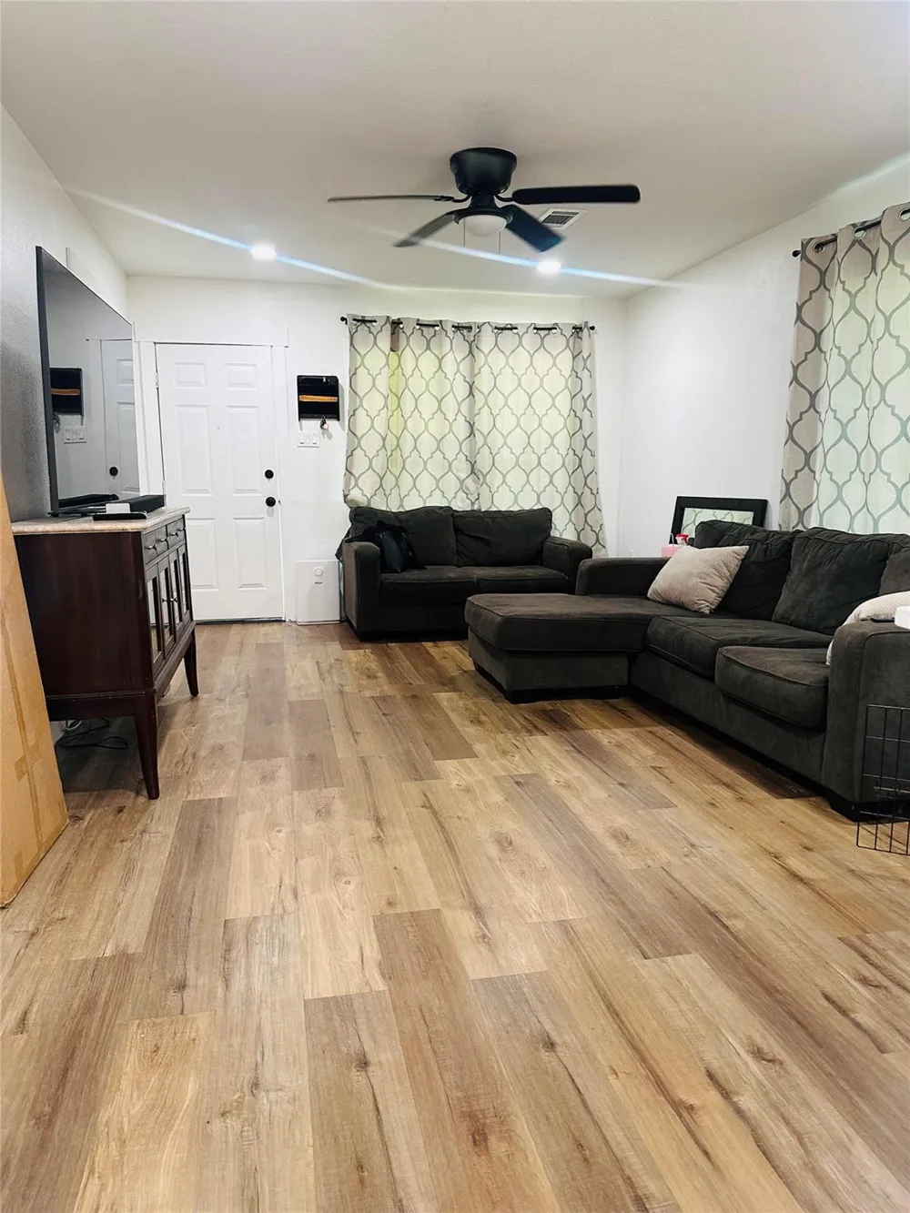 2216 New Jersey Street Baytown, TX 77520