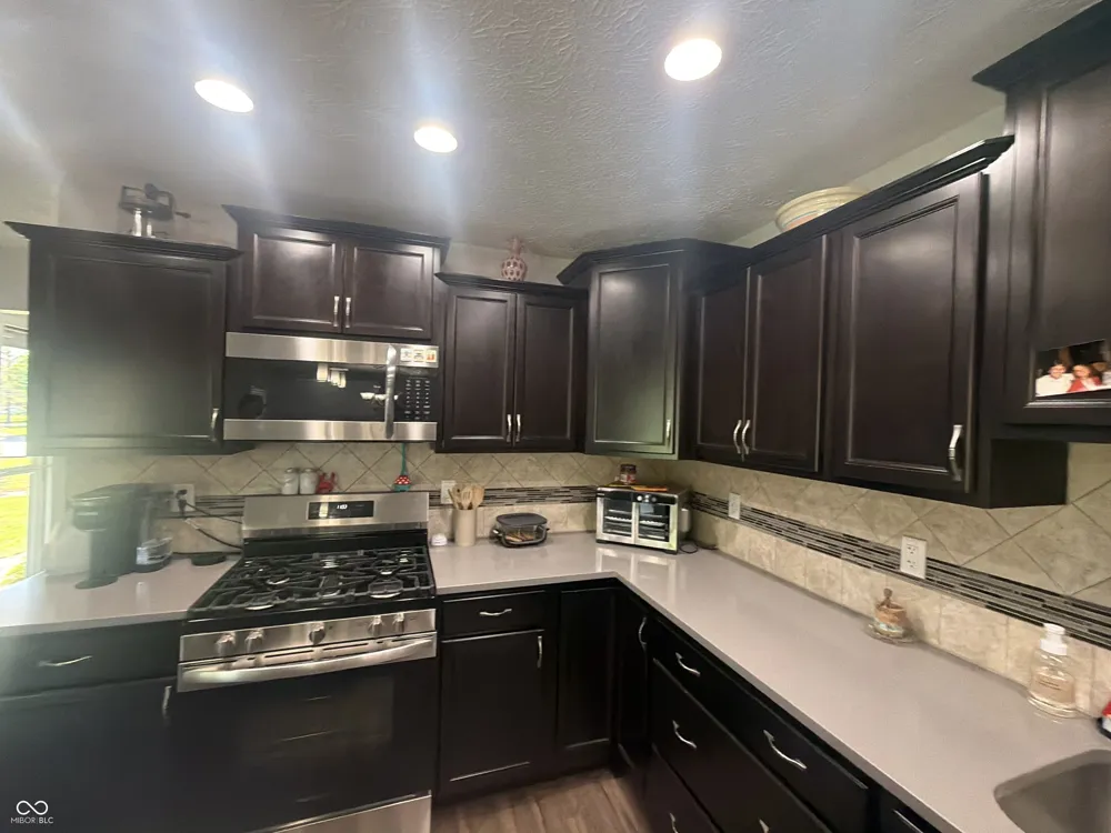 25 Imperial Place Lafayette, IN 47905