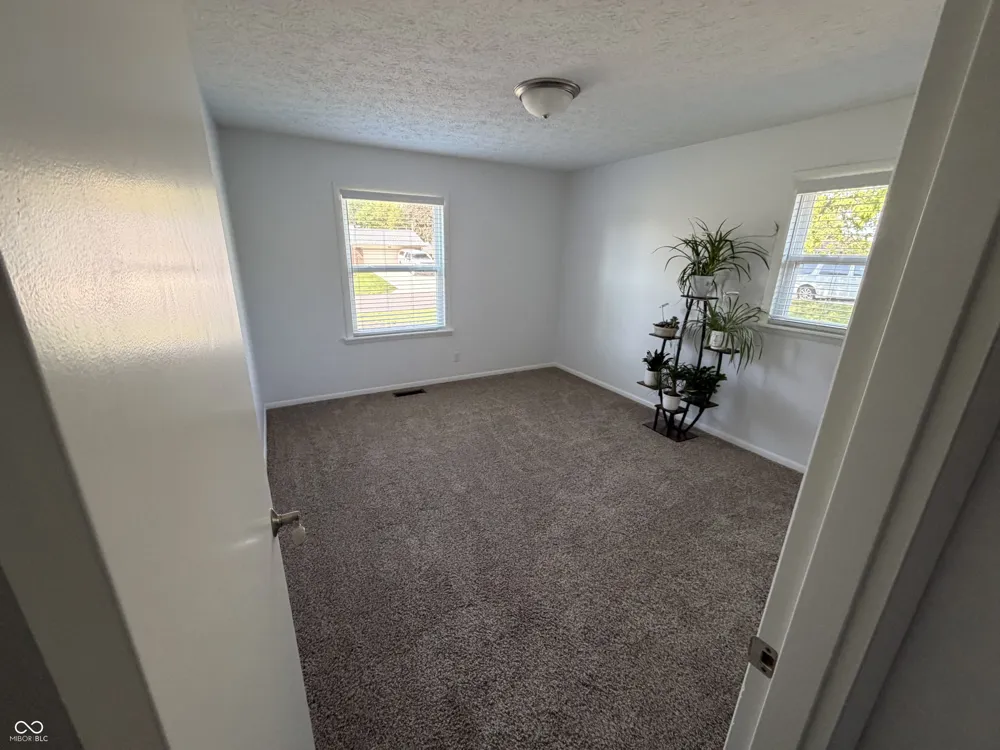 25 Imperial Place Lafayette, IN 47905