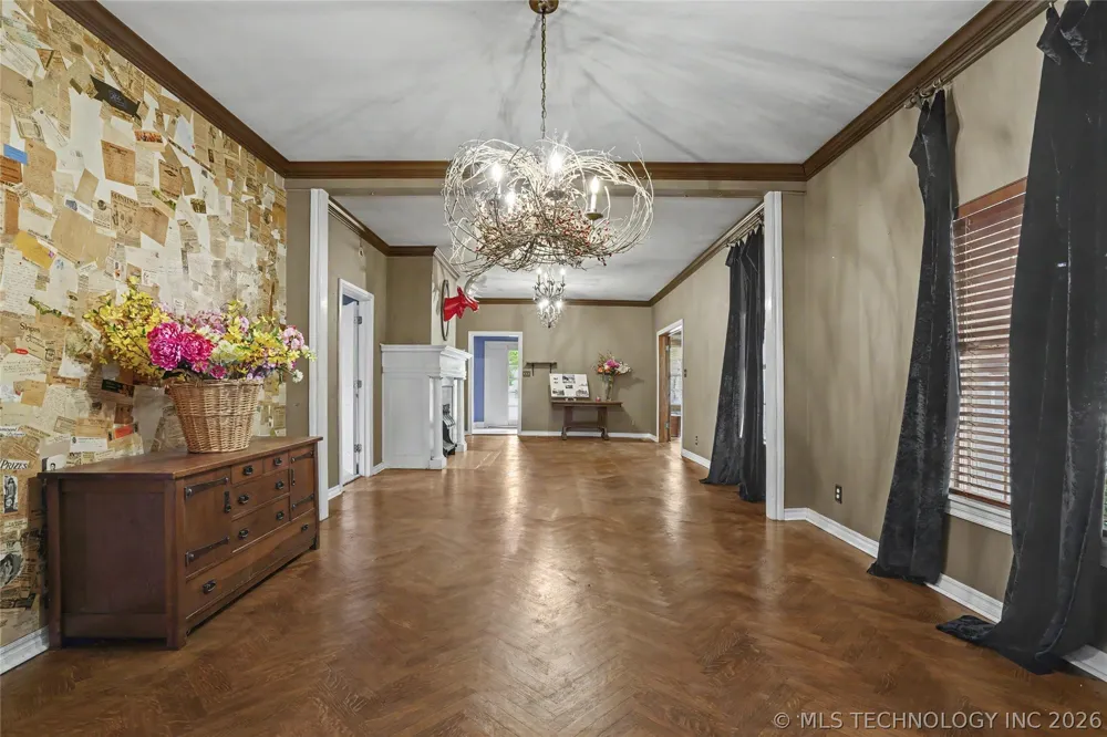 236 W 6th Avenue Bristow, OK 74010