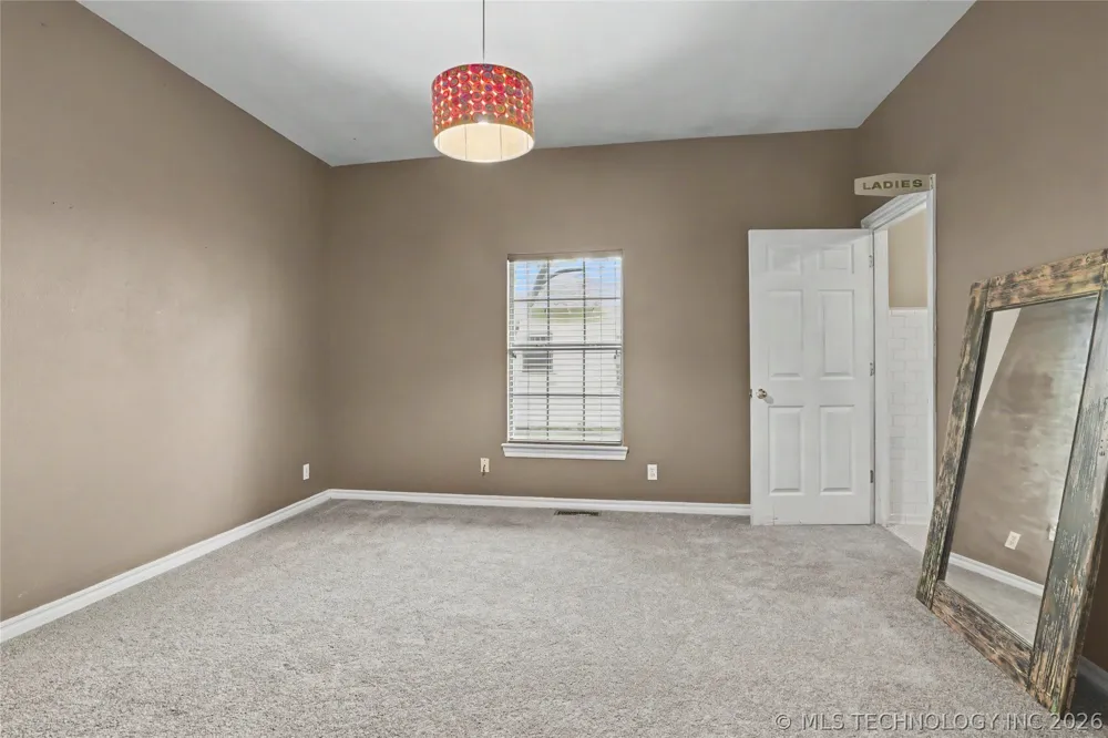 236 W 6th Avenue Bristow, OK 74010