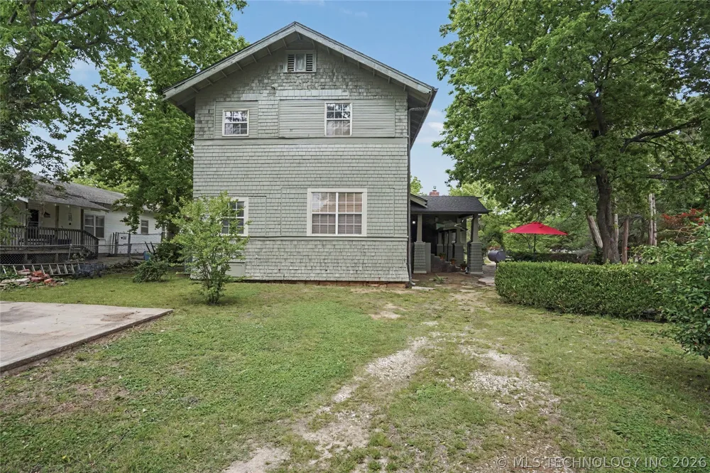 236 W 6th Avenue Bristow, OK 74010