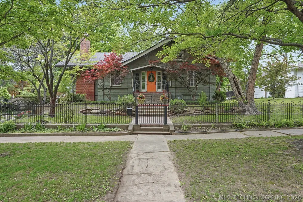 236 W 6th Avenue Bristow, OK 74010