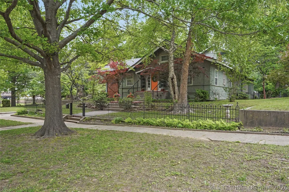 236 W 6th Avenue Bristow, OK 74010