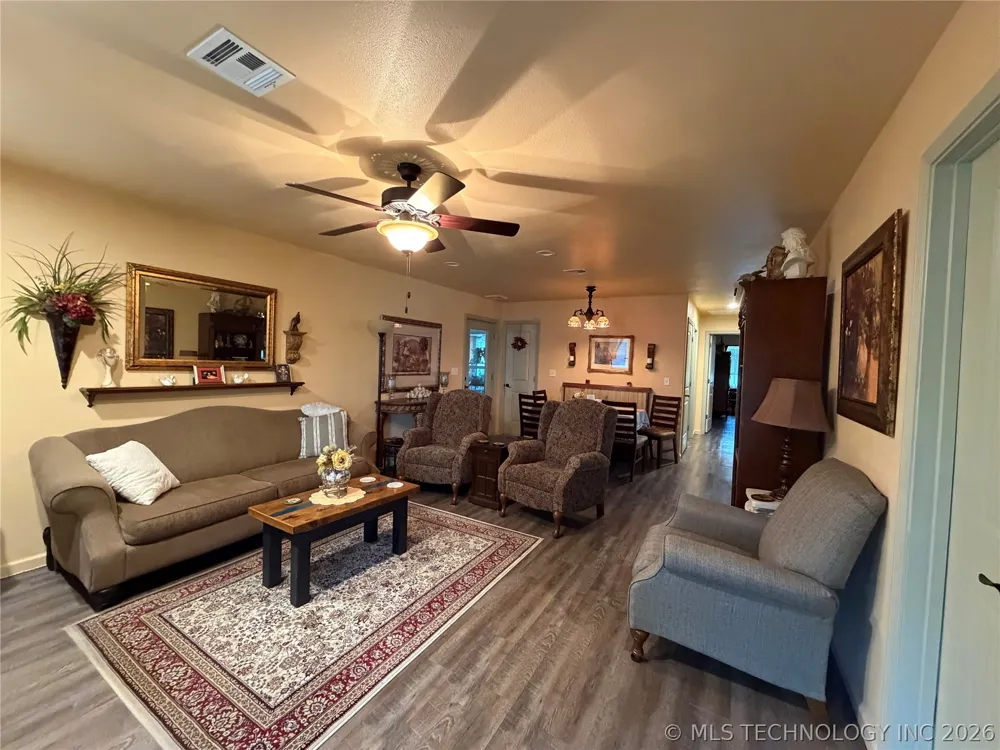 807 S Ross Avenue Fort Gibson, OK 74434