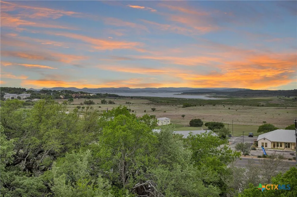 1226 Cougar Drive #15 Canyon Lake, TX 78133