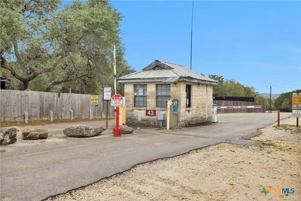 1226 Cougar Drive #15 Canyon Lake, TX 78133