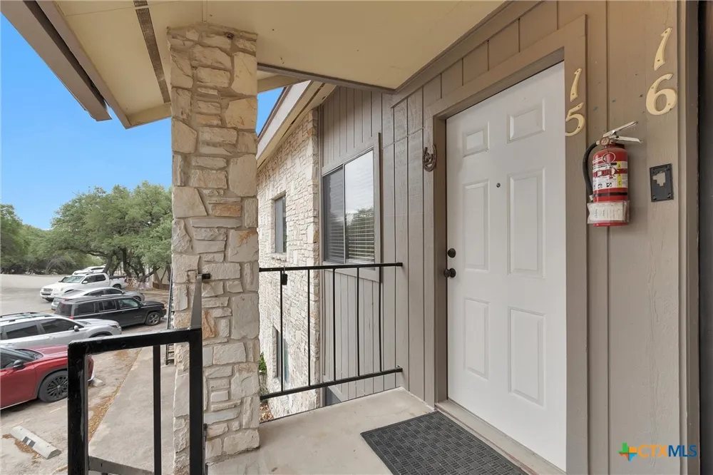 1226 Cougar Drive #15 Canyon Lake, TX 78133