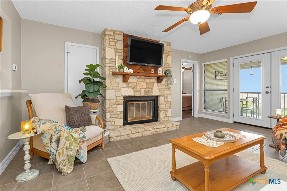 1226 Cougar Drive #15 Canyon Lake, TX 78133