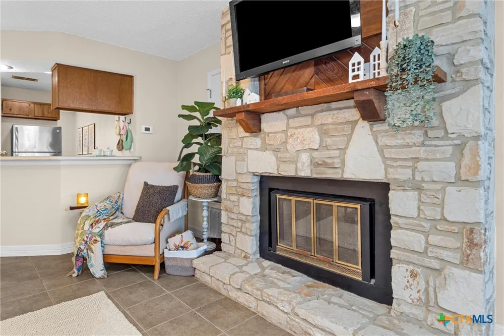 1226 Cougar Drive #15 Canyon Lake, TX 78133