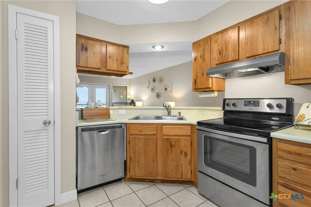1226 Cougar Drive #15 Canyon Lake, TX 78133