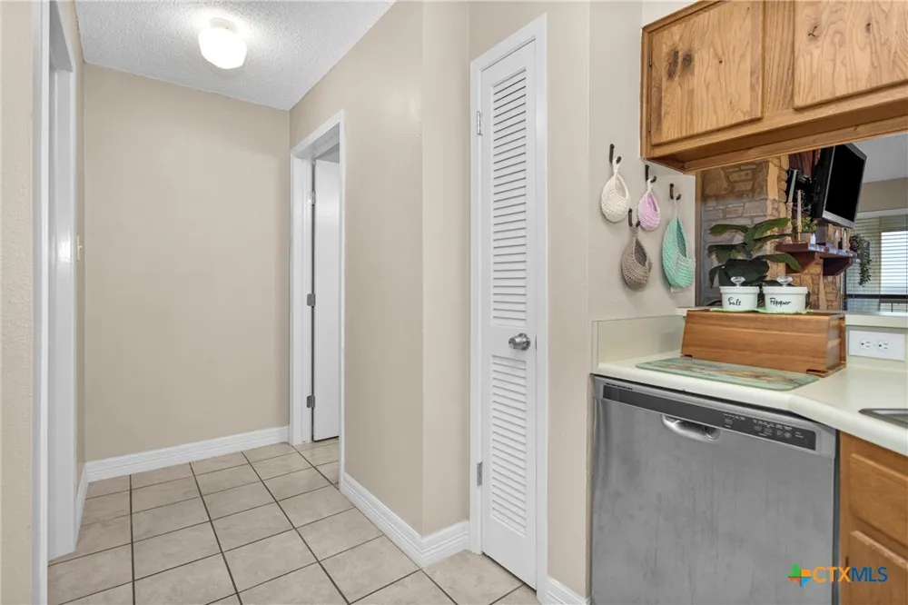1226 Cougar Drive #15 Canyon Lake, TX 78133