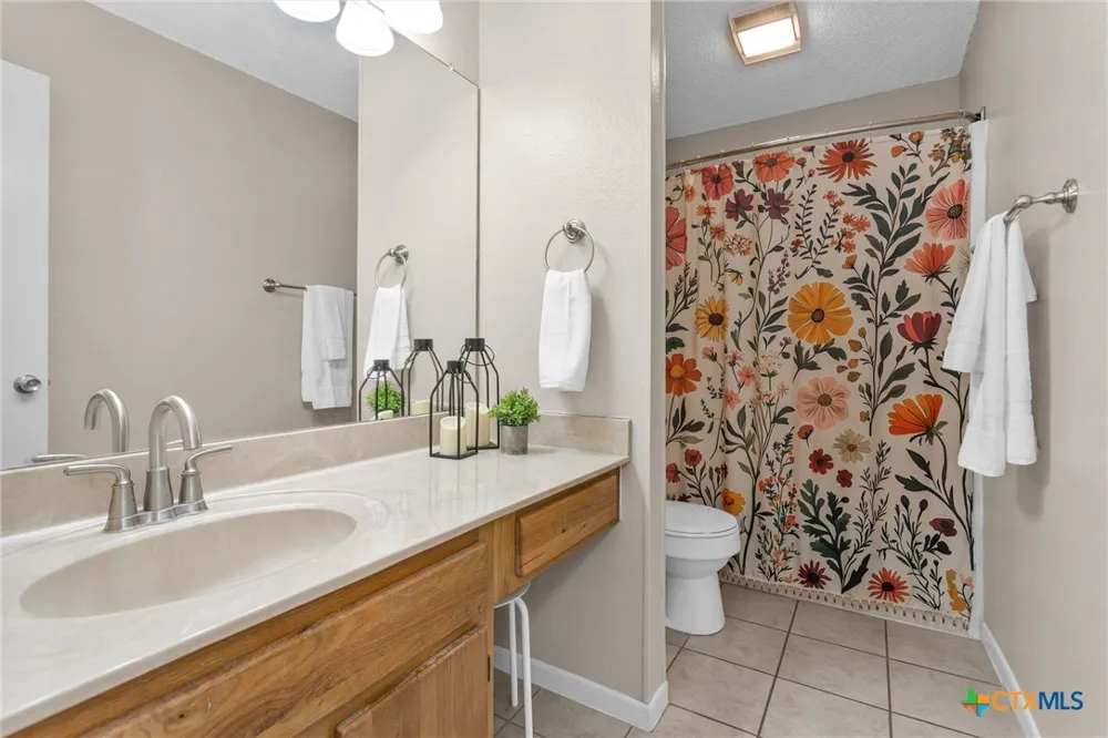 1226 Cougar Drive #15 Canyon Lake, TX 78133
